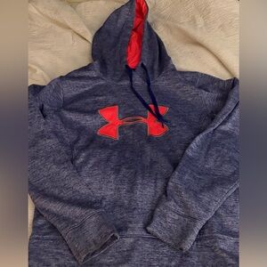 UNDER ARMOUR Women’s Hooded Sweatshirt. Size Medium